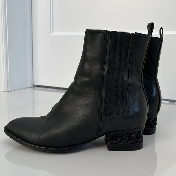 Jeffrey Campbell Howell Chelsea Boot Size 8.5 - Picture 3 of 8